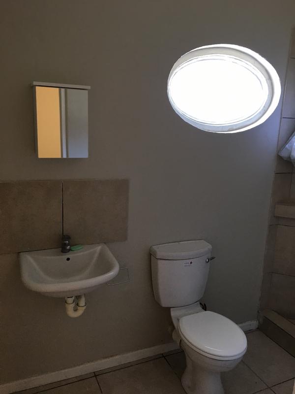 To Let 3 Bedroom Property for Rent in Goodwood Central Western Cape